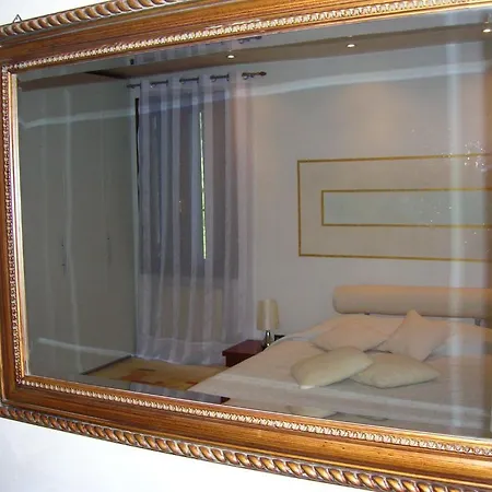 Bed & Breakfast Via Venezia 206 *